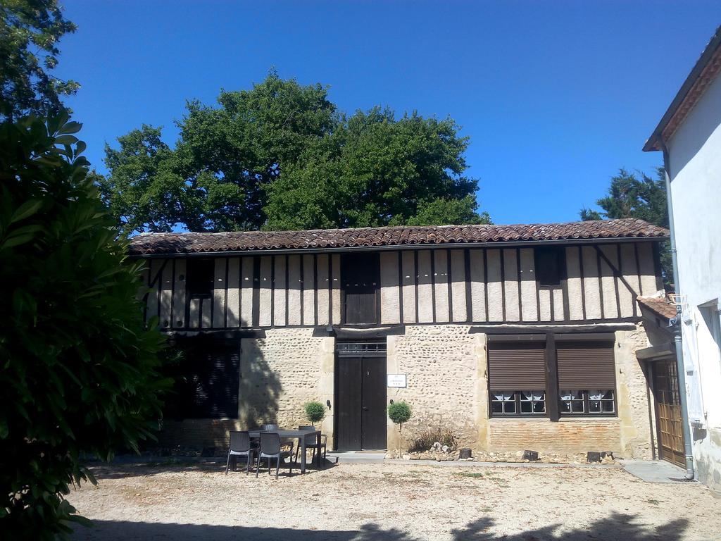 Les Gites De Castera Aire-sur-lʼAdour Εξωτερικό φωτογραφία